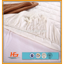 Queen Size Microfiber Quilted PolyFiber Filled Mattress Protector